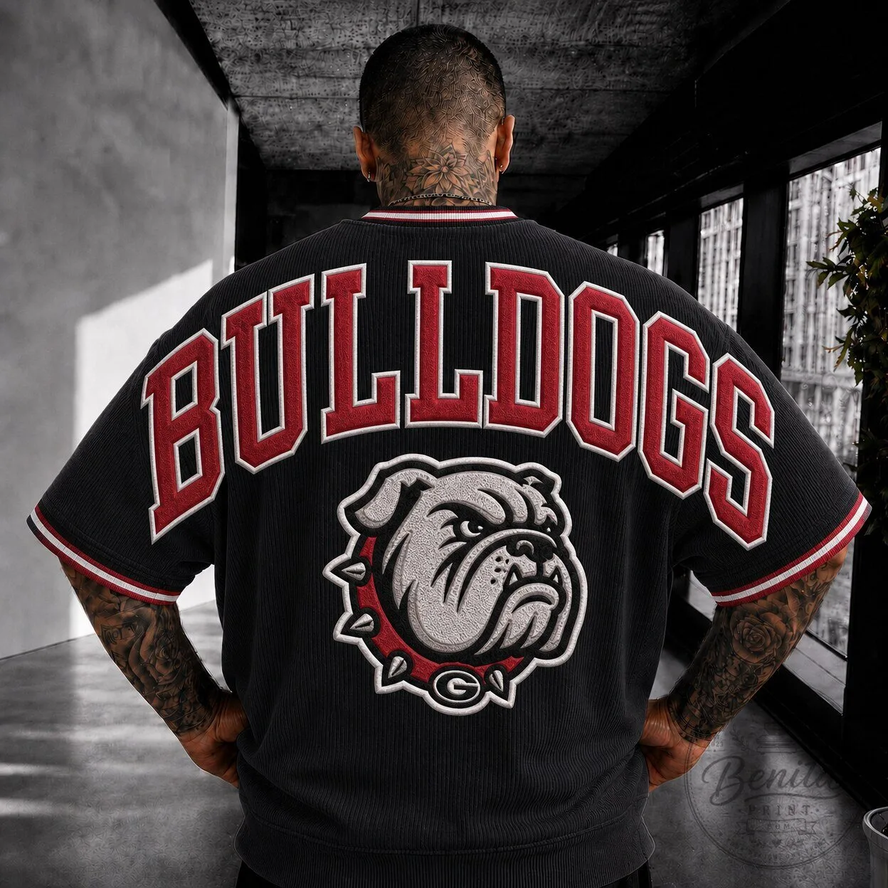 Georgia Bulldogs Corduroy Oversized Embroidered Logo T-Shirt