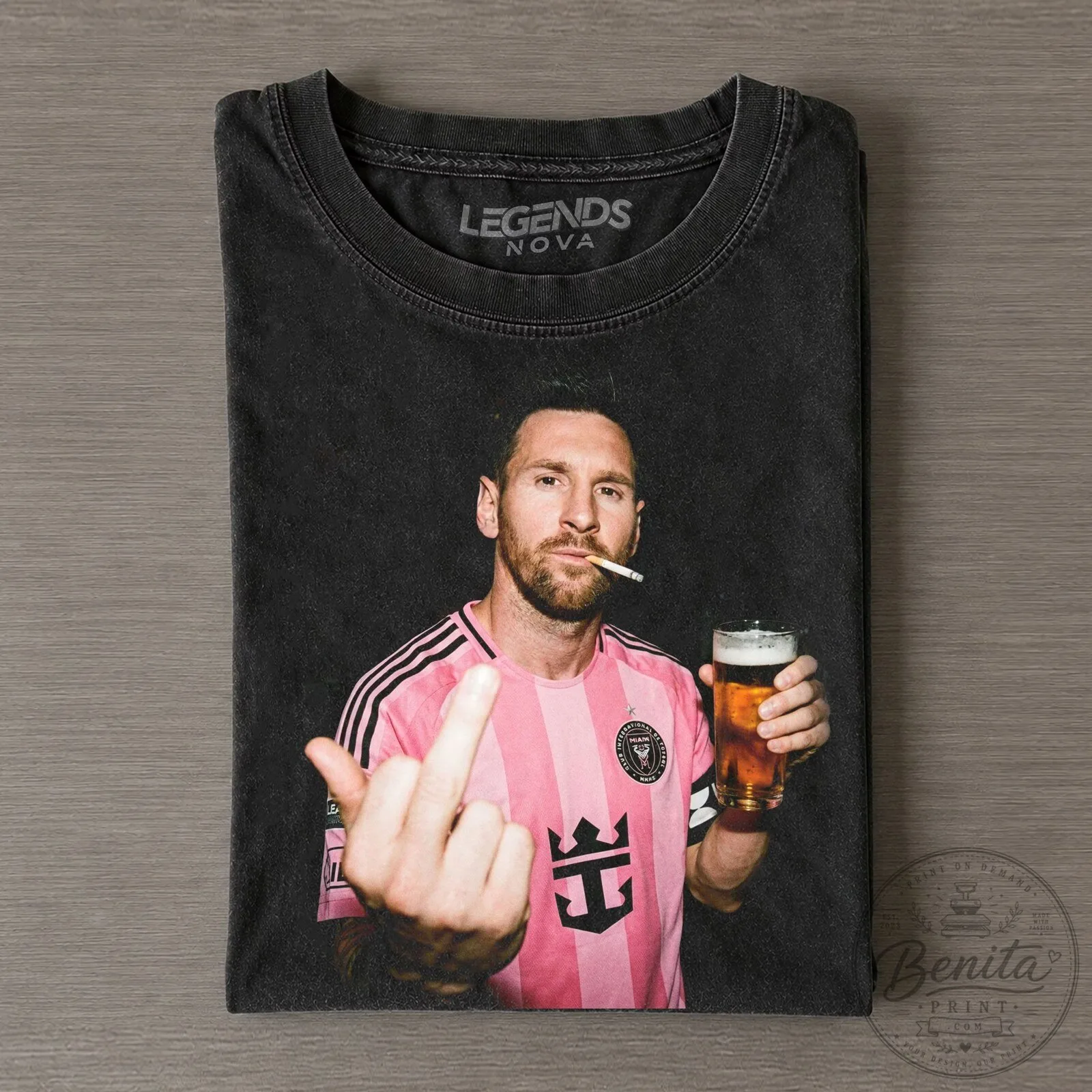 Lionel Messi Vintage Graphic T-Shirt with Middle Finger and Beer