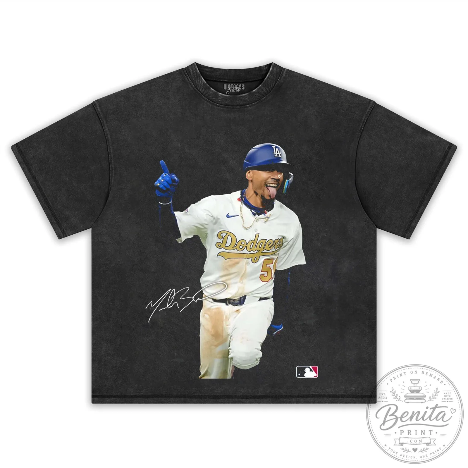 Los Angeles Dodgers Graphic Tee Showcasing Mookie Betts, Baseball Star 4 Los Angeles Dodgers Graphic Tee Showcasing Mookie Betts, Baseball Star