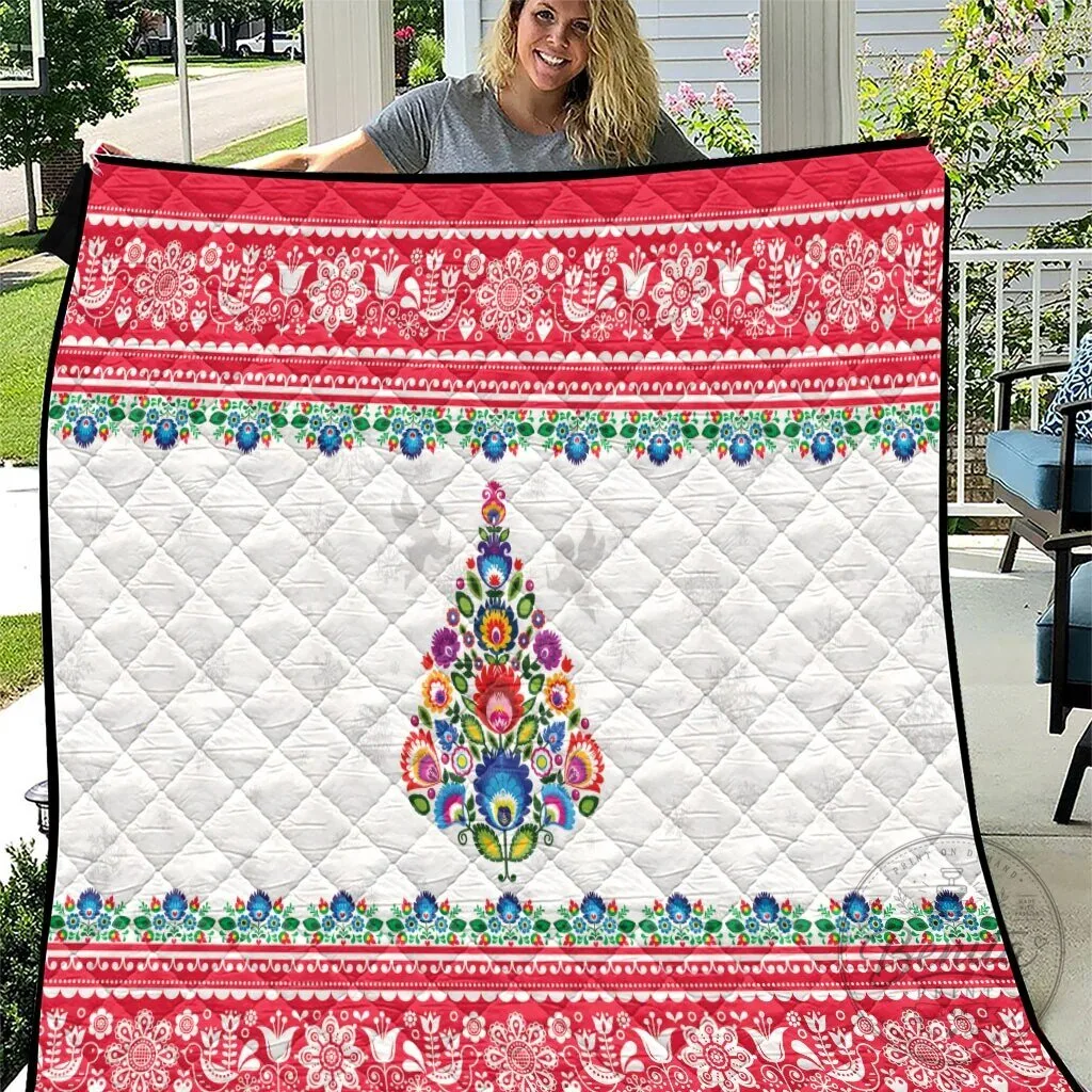Polish Folk Art Christmas Tree Pattern Red and White Quilted Blanket